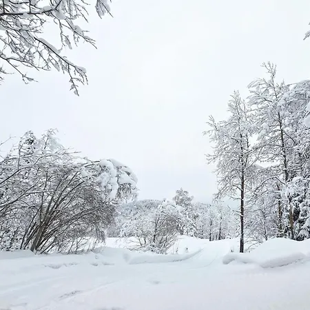 Beautiful In Skollenborg Semesterbostad Lindaskroken